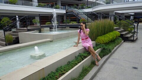 I am a Blogger. 
Feel free to follow, re-tweet and click the link on my tweet to read my Articles. Thanks ^_^