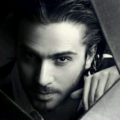 Tarzı İçin Yaşarız Şekli İçin Ölürüz PaşamınnNNN. @ISMAILYK  http://t.co/9PrWdkDmZm