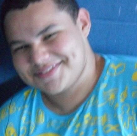 maurilio_castro's profile picture. eu prefiro ser odiado pelo oque eu sou do que amado pelo oque eu não sou !