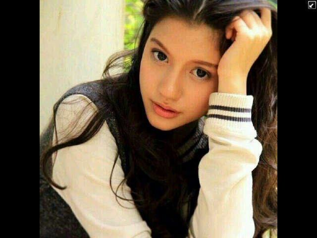 Always support@cassandrasleee whatever happens you haters do not matter! Enjoy With adm1 Dinda,adm2 Errlyan. BF? cek fav anniv 14