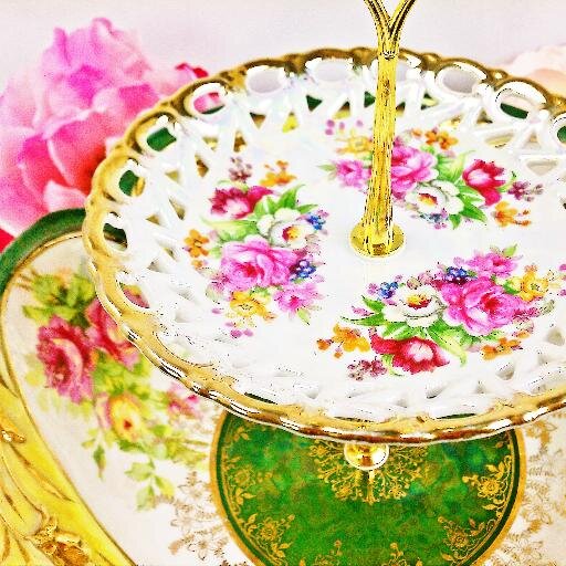 HauteHighTea's profile picture. Haute High Tea Shop: Where you'll see a pinch of this, a dash of that, and a whole lot of high tea inspired pretty! SHOP: http://t.co/Sb0ll1B5Qt