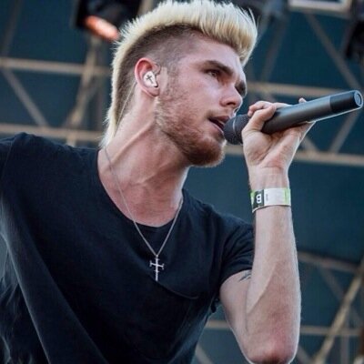 •Fanpage for Colton Dixon♫. #Messenger♡. Anchor Album August 19th⚓️ kik: _messenger_