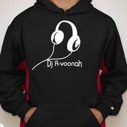 Radio Personality @Ikwekwe_fm(Hosts Morning Drive Show 7:00am-9:00am anda Saturday Saga Wena Show 21:00pm-00:00am... Club Dj and an MC