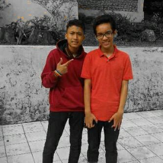 hakam_12's profile picture. @Anak Kampung