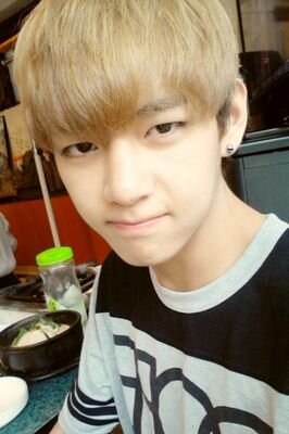 2,3 Bang! Tan! 아녕하세요 방탄소녀단 김태형 입니다 ; 1995년