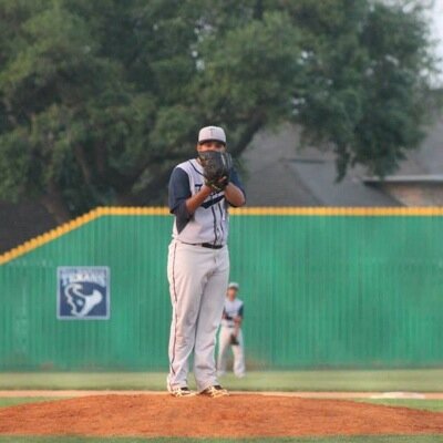 robertlozajr's profile picture. 1-20-12 @mego_diaz love her to death ⚾️ on a road to be the best