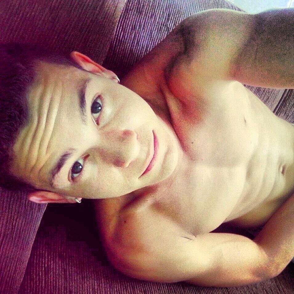 Tiago_foxx's profile picture. ×1.8, Salvador - Bahia
×Skype : thyago_foxx
×Alexsia  ∞ ♥
×Segue ↓↓