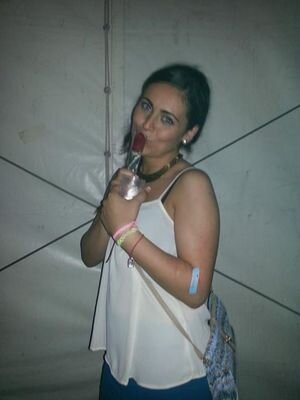 MaryMk92's profile picture. No hagas de tu vida un borrador, tal vez no tengas tiempo de pasarlo a limpio!