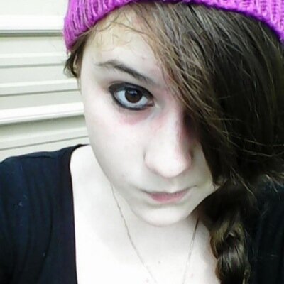 I cut starve and im here to talk i understand your pain my kik is Rcrisusma if you need to chat