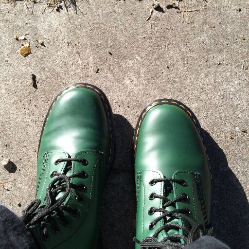 binfot's profile picture. Dark music. Wave, Gothic, Coldwave, EBM, Industrial, Harsh.