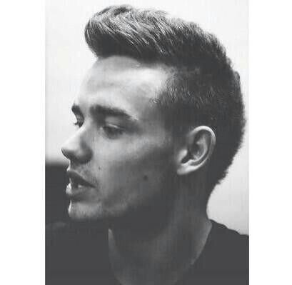 I love @NiallOfficial more than free wifi ✨ http://t.co/wVFk62pOeL