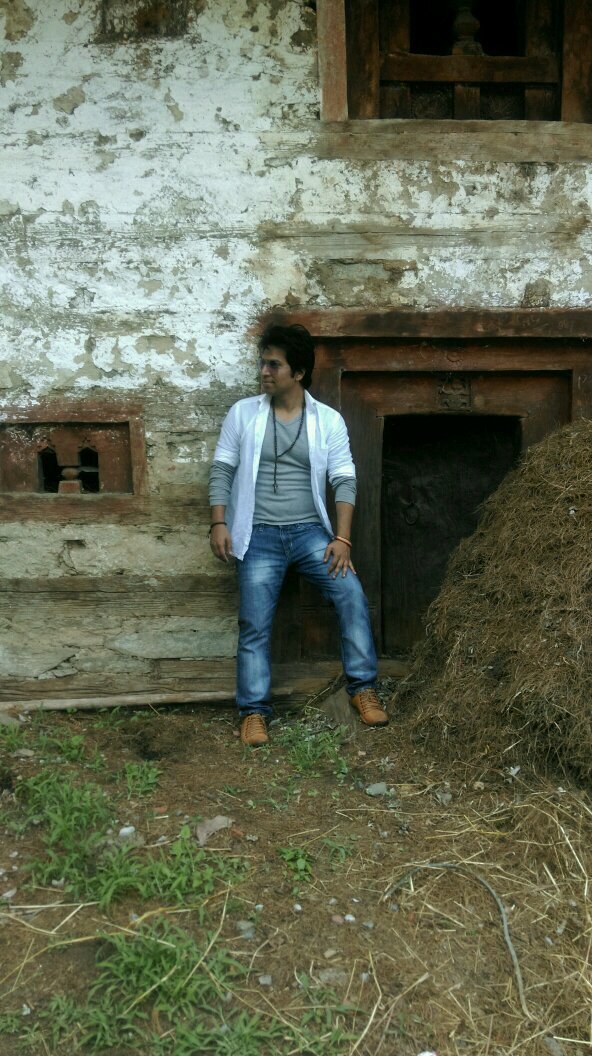 iam_NEAL_'s profile picture. Male