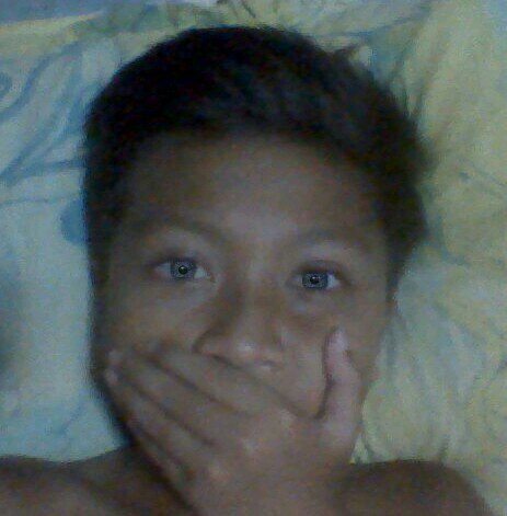 Follow me.........and i #followback