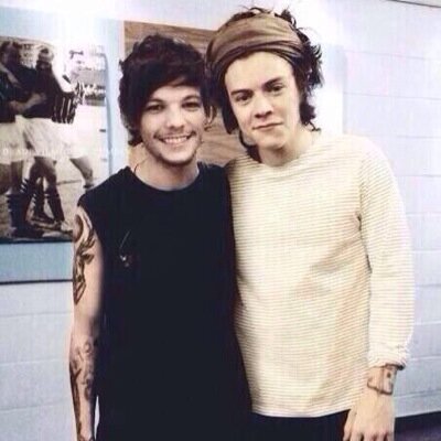 please folllow @horanxdanlewis i wi follow you back on that account if you ask ok:)