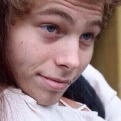 HII I DONT MEAN TO BE A BOTHER BUT IF YOU COULD DO ME A HUGE FAVOUR AND MAYBE RT THIS LINK IT WOULD MEAN THE WORLD TO ME THANK YOU ILYSM