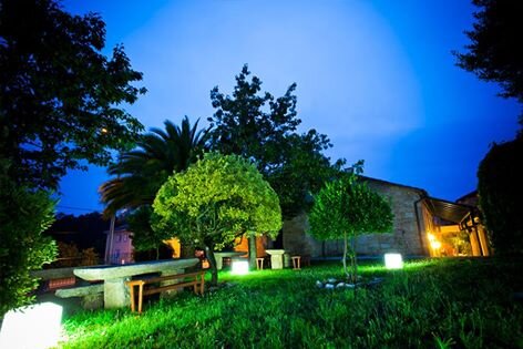 Asador Casa Rural en Santiago de Compostela. Cocina gallega con productos gallegos.