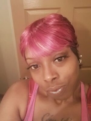 Mz_blackbarie's profile picture. #FukTheBullShit #GetMoney