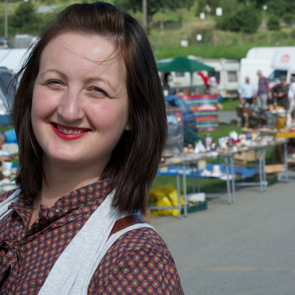 365ofvintage's profile picture. 365 days of Vintage 
My humble blog on vintiqing and the things I love and shop for my vintage goodies 
Lindsay x