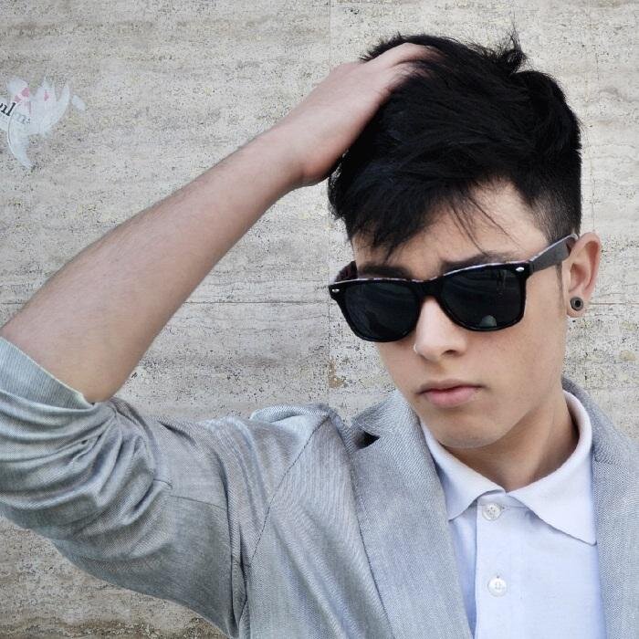 oficializado pelo meu nenis Robert Rhamos meu anjo q nunca conheci mas e como se já o conhecesse á muito tempo te amo anjo.