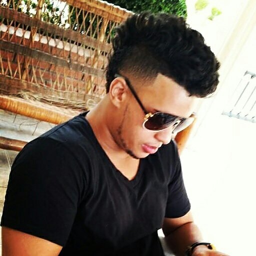 Compositor/Artista/Canta-autor
 dimitryrd Follow me on instagram Thanks
