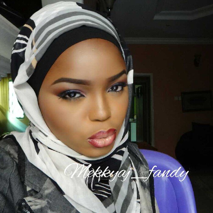 Follow me for Bridal Makeup,casual,gyaran jiki,facials n lots more.... :D//follow on insta mekkyaj_fandy