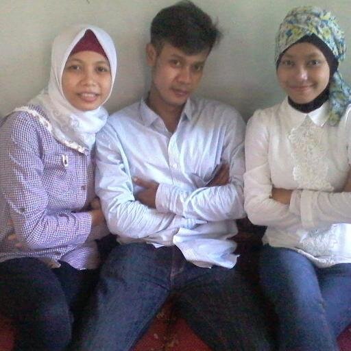 ayuarumsari2's profile picture. ayu arum sari 
I hope to be a good businessman answered amin ^ _ ^
Allah is always there in my heart