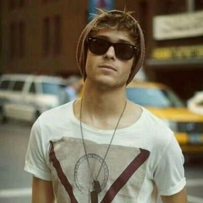 ItsJoeKenyon's profile picture. My brother who owned this account died 8•8•2014 RIP Brother