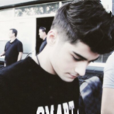 follow @queenlimpyy i follow back, just ask have a nice day :)