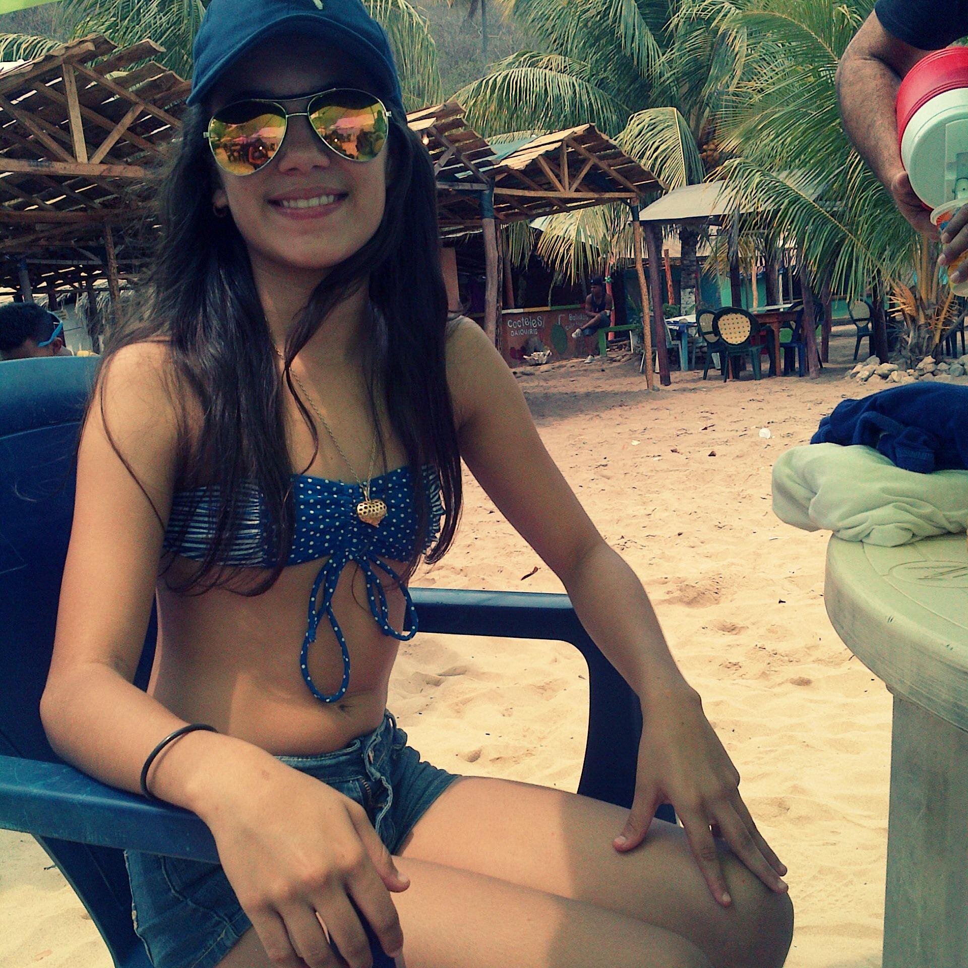 PF_felicidad's profile picture. Instagram: