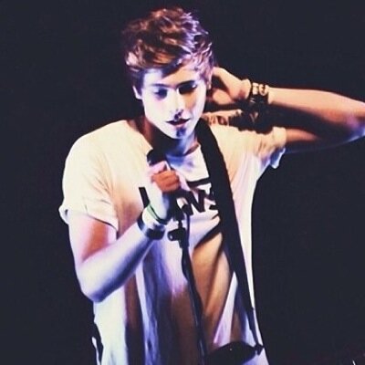 kissing at the stop signs darling
