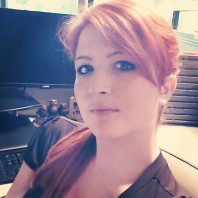 I'm a design consultant, mother of two, homeschooler, crunchy momma, christian, shiba inu owner, tea drinker, explorer-wannabe, horse lover, painter, & crafter.