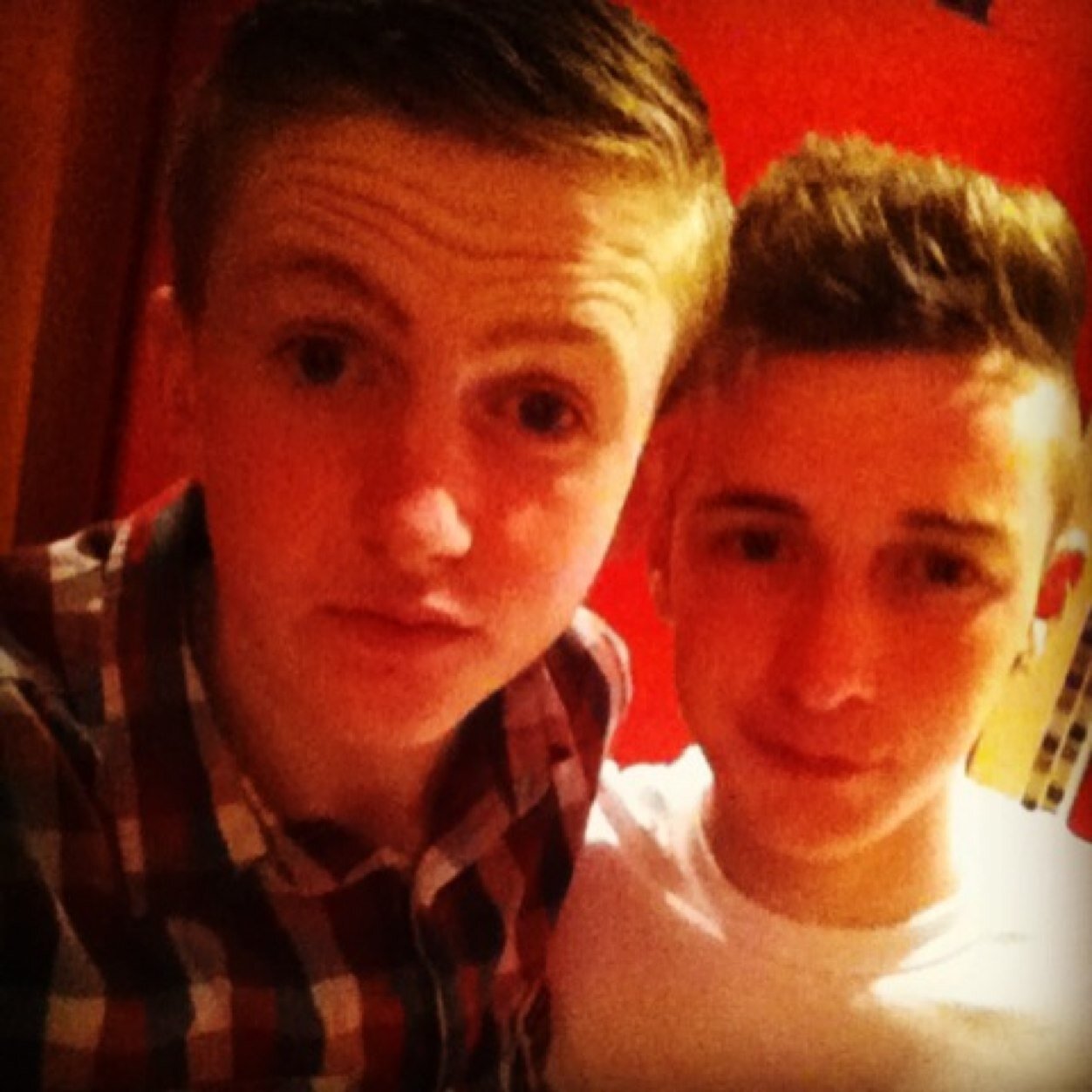 17 and Irish, love basketball and music, follow and i'll follow back