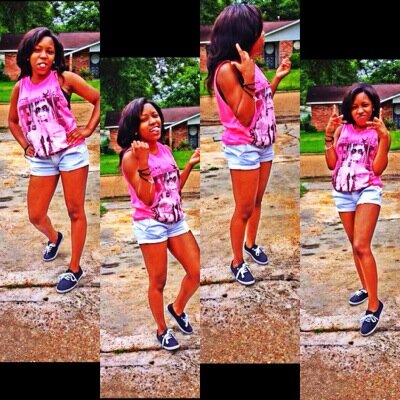 Kik : DOPEEiishh || IG : FunnSizeeeeee Back Up Account .