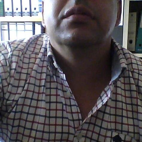 Irreverente, bem disposto, optimista, extrovertido, sou assim, não tenho culpa ;) Portista de corpo e alma a 200% ! De Direita a 1000%! Doido por Maltesers!
