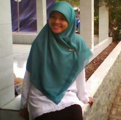 alumni sman 4 tng // mahasiswi // mencari kebenaran // love Allah swt & islam
