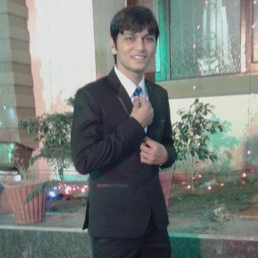 dreams to be happy..  want to fly high... enjoy every moment.. dats me...