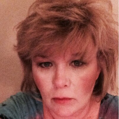 claudinator09's profile picture. 