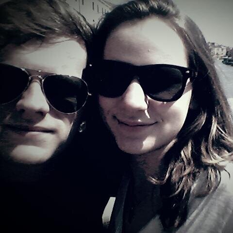 I wanna travel the world with you ♡