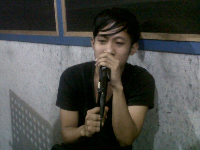 adiristiyana's profile picture. aku MUNDUR 1 langkah , untuk 10mil menuju ke DEPAN