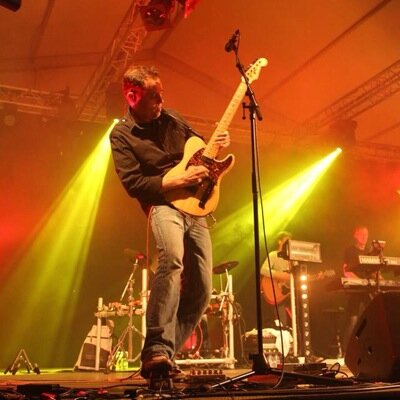 Superautomatic is een bruisende, briesende en ervaren coverband, top 100 allertijden van 60ies tot nu, medley's, springers, rockers en swingers 0115-432555