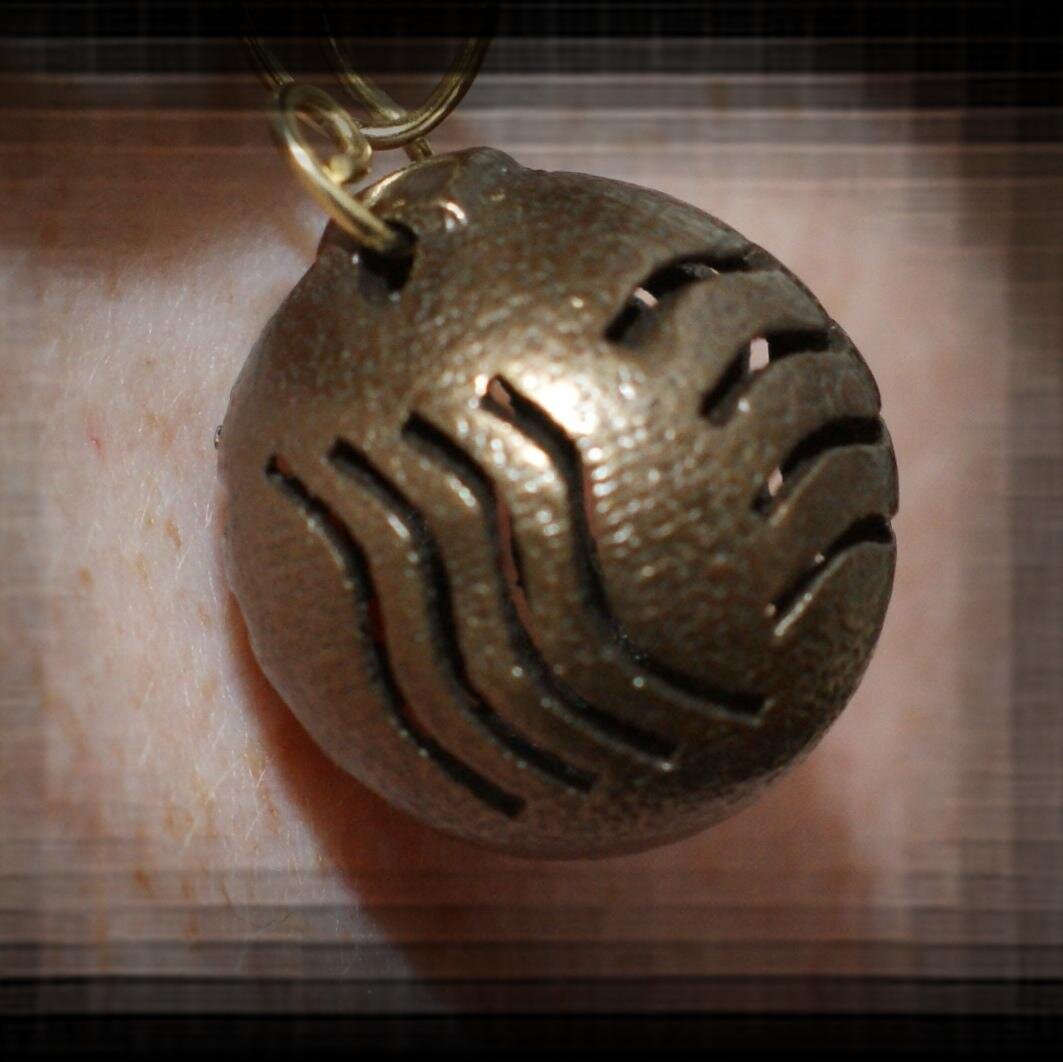 contact me ! : not for business, just for Fun :French maker of Unique object, jewels, keyring, ceramic object...