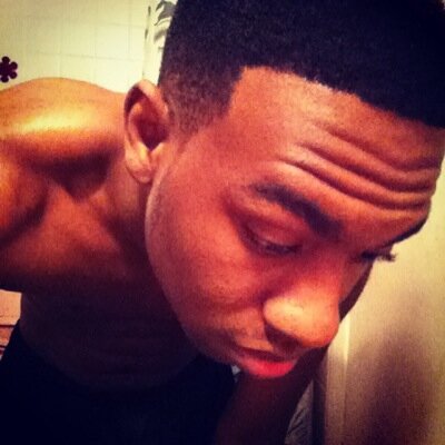 iwonderboy's profile picture. Follow