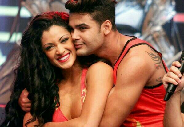 Adoro y admiro a MicheilleSoifer, mi seguidora #20 desde el 04/01/14. Mi mejor mes, mi mejor año. amo a los bombones