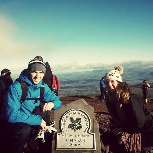 Srdan1's profile picture. work to live!