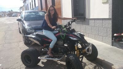 amantes de los caballos y los toros , deporte mtb y los quad me encanta los quad . Única en mi vida, Noelia César ❤
