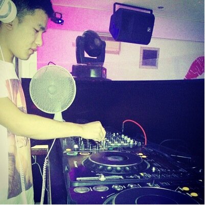 DJ Dil Based in Darlington/ Newcastle Played House | Charts Pop| R&B
