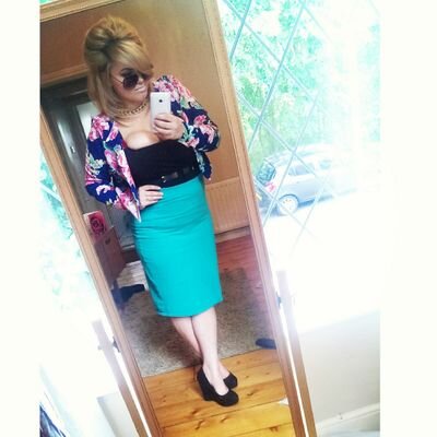 22, leeds - bedford girl at heart! instagram;channiee - snapchat;chaannieee