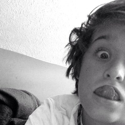 13 
Cheerleader 
Soccer⚽️ 
New to twitter