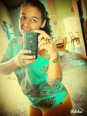 Ser sincera es una de mis cualidades..!!! Y amo demasiado a mi princesa .. Es la razón de mi vivir A/L