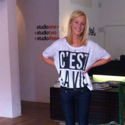 R_Roxie's profile image